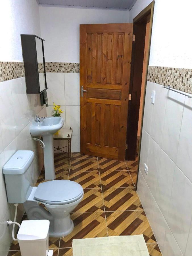 Casa A Beira Do Rio Jaguareguava Na Mata Atlantica Em Bertioga Sp Villa Exterior photo