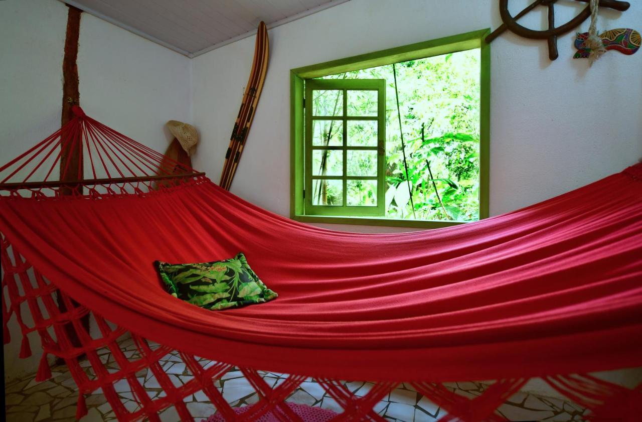 Casa A Beira Do Rio Jaguareguava Na Mata Atlantica Em Bertioga Sp Villa Exterior photo