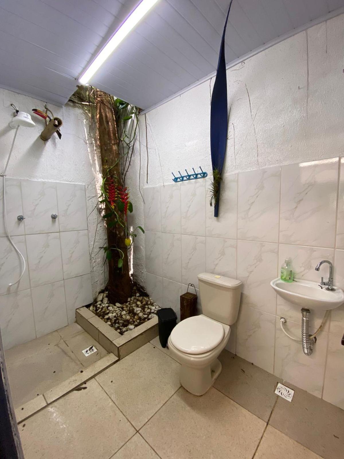 Casa A Beira Do Rio Jaguareguava Na Mata Atlantica Em Bertioga Sp Villa Exterior photo